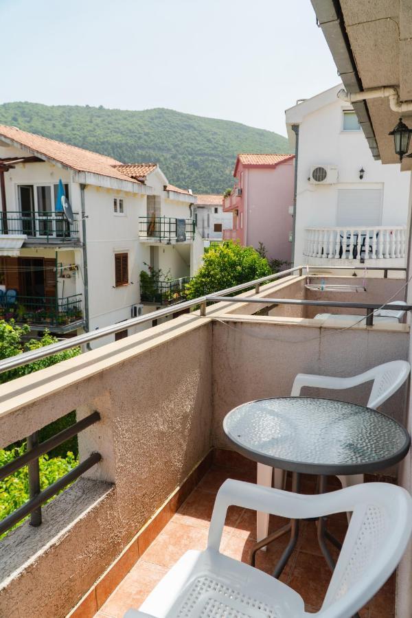 Guest House Buskovic Будва Екстер'єр фото