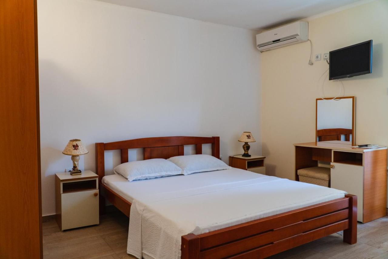 Guest House Buskovic Будва Екстер'єр фото