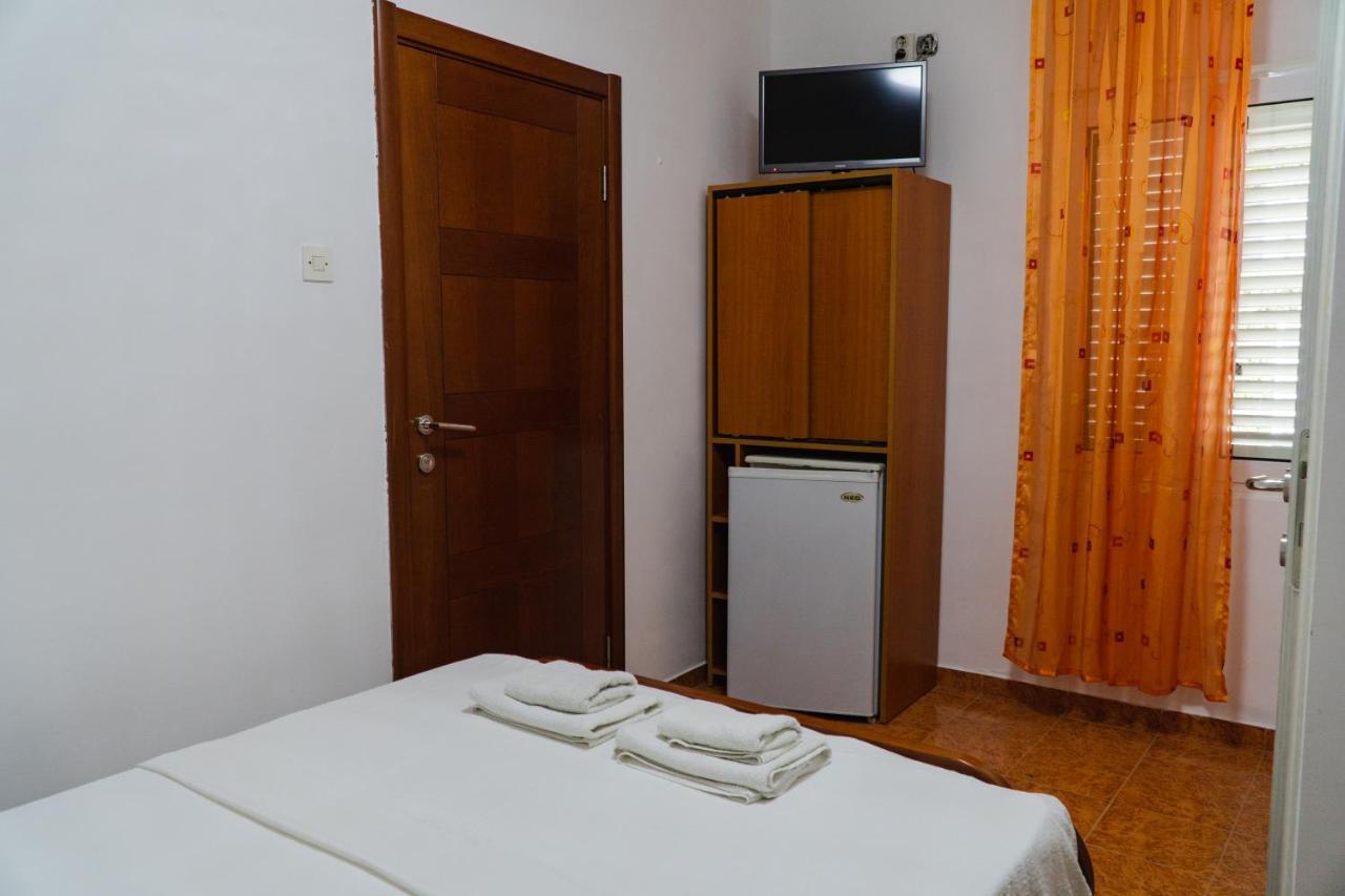 Guest House Buskovic Будва Екстер'єр фото