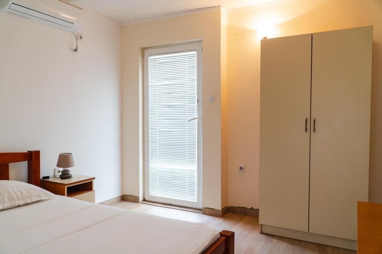 Guest House Buskovic Будва Екстер'єр фото